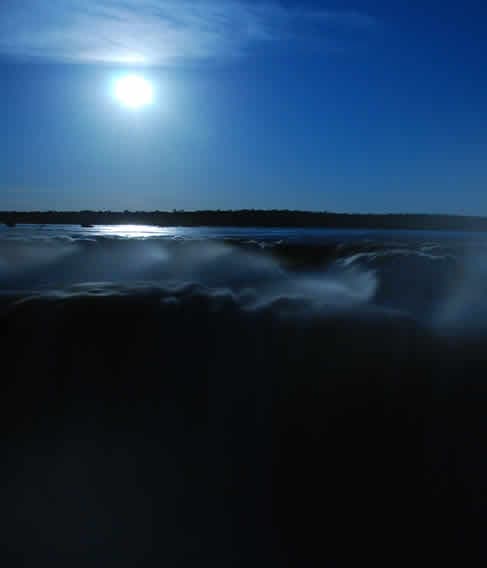 Paseos de Luna Llena en Cataratas
